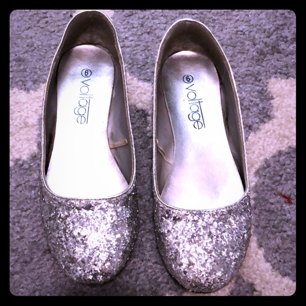Flats worn once